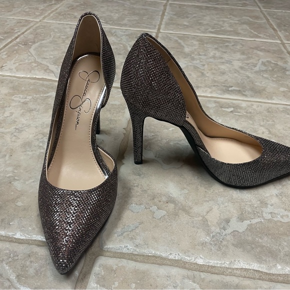 NWOT Jessica Simpson pump size 7 1/2M - Picture 2 of 6